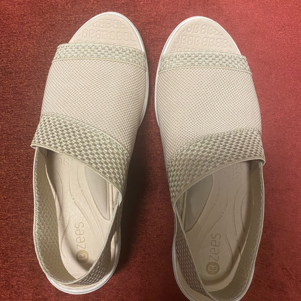 BZees Sandals